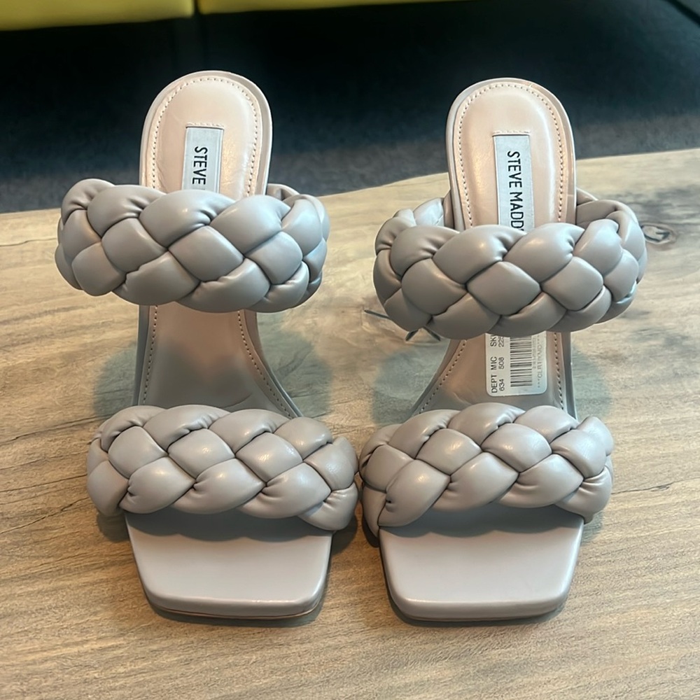 Steve Madden Nude Mauve cloud heels